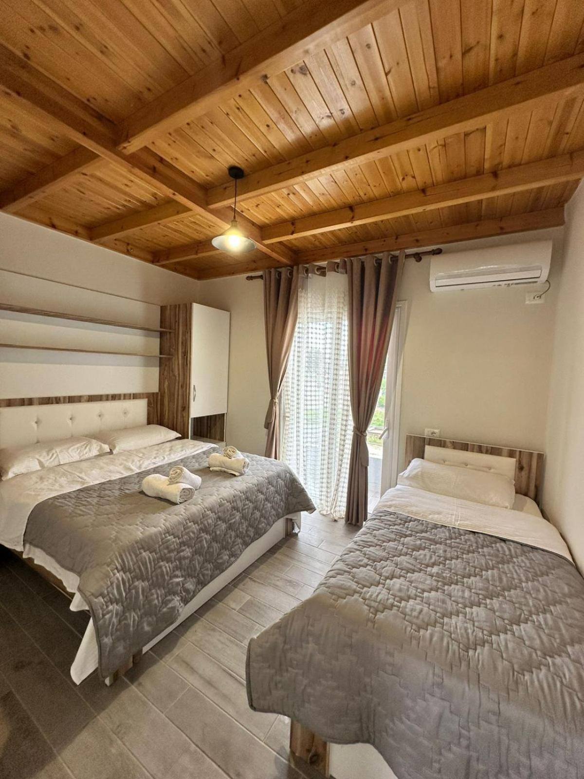 Vila Soleil Vlorë Εξωτερικό φωτογραφία